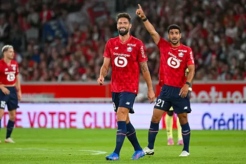 جيرو: أتمنى أن يتجاوز مبابي رقمي القياسي.. ولا أفكر في خطوة التدريب